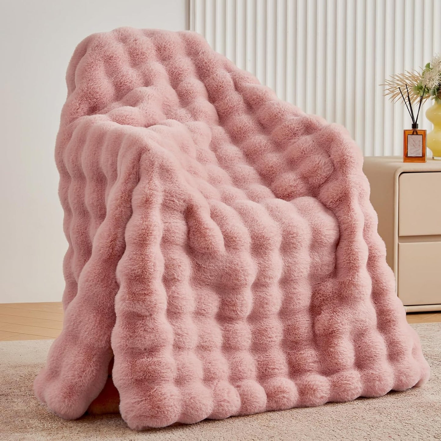 BENVWE Faux Fur Throw Blanket for Couch - Cozy Plush Fluffy Soft Thick Bubble Blanket for Living Room Home Decor - Mothers Day Birthday Gifts for Women, Cream White, 51" x 63"