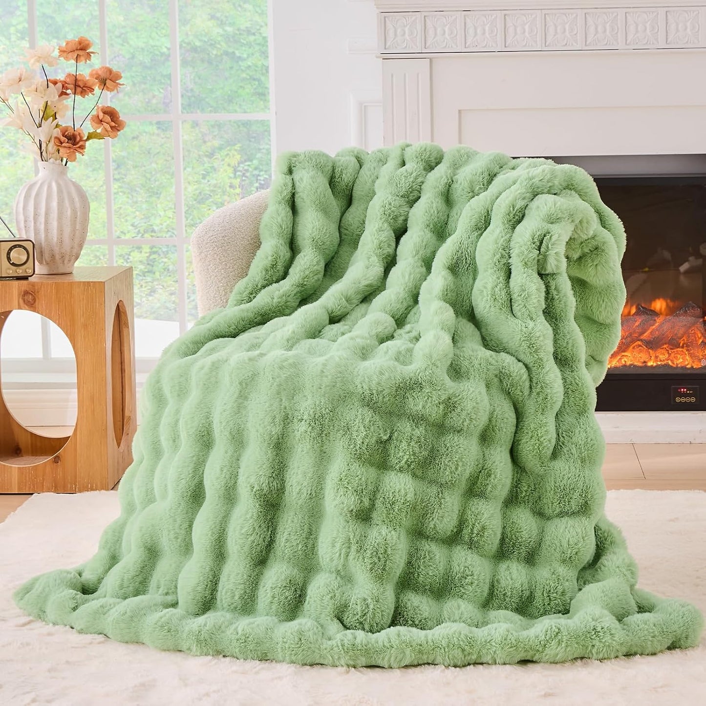 BENVWE Faux Fur Throw Blanket for Couch - Cozy Plush Fluffy Soft Thick Bubble Blanket for Living Room Home Decor - Mothers Day Birthday Gifts for Women, Cream White, 51" x 63"