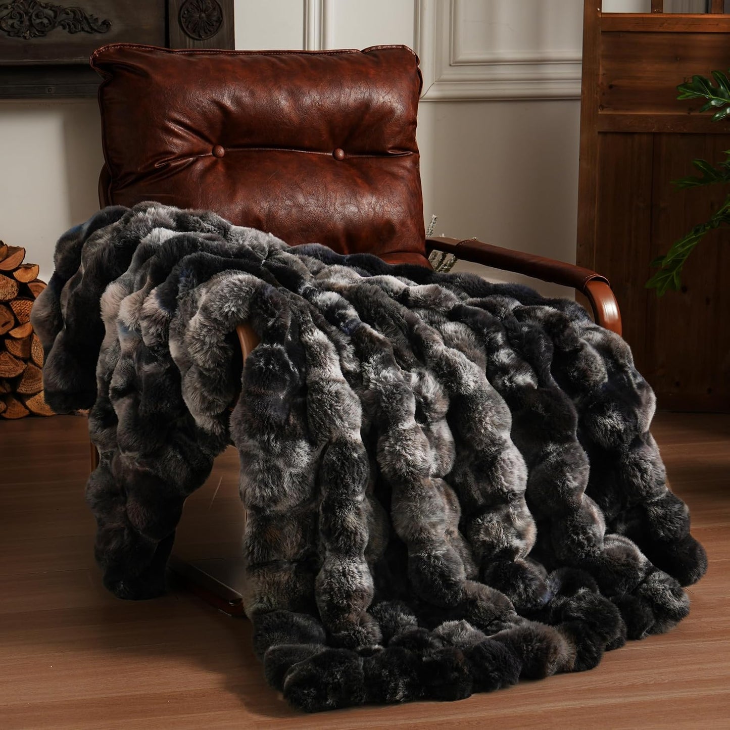 BENVWE Faux Fur Throw Blanket for Couch - Cozy Plush Fluffy Soft Thick Bubble Blanket for Living Room Home Decor - Mothers Day Birthday Gifts for Women, Cream White, 51" x 63"