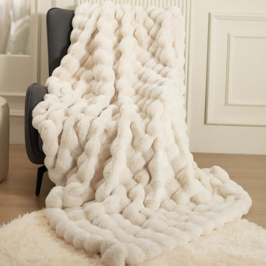 Super Comfort Oversized Warm Thick Bubble Luxury Plush Rabbit Faux Fur Throw Blanket, Fluffy Blanket,Soft Cozy Throw Blanket for Couch Chair Bed Sofa Living Room,White 50'' x 60''