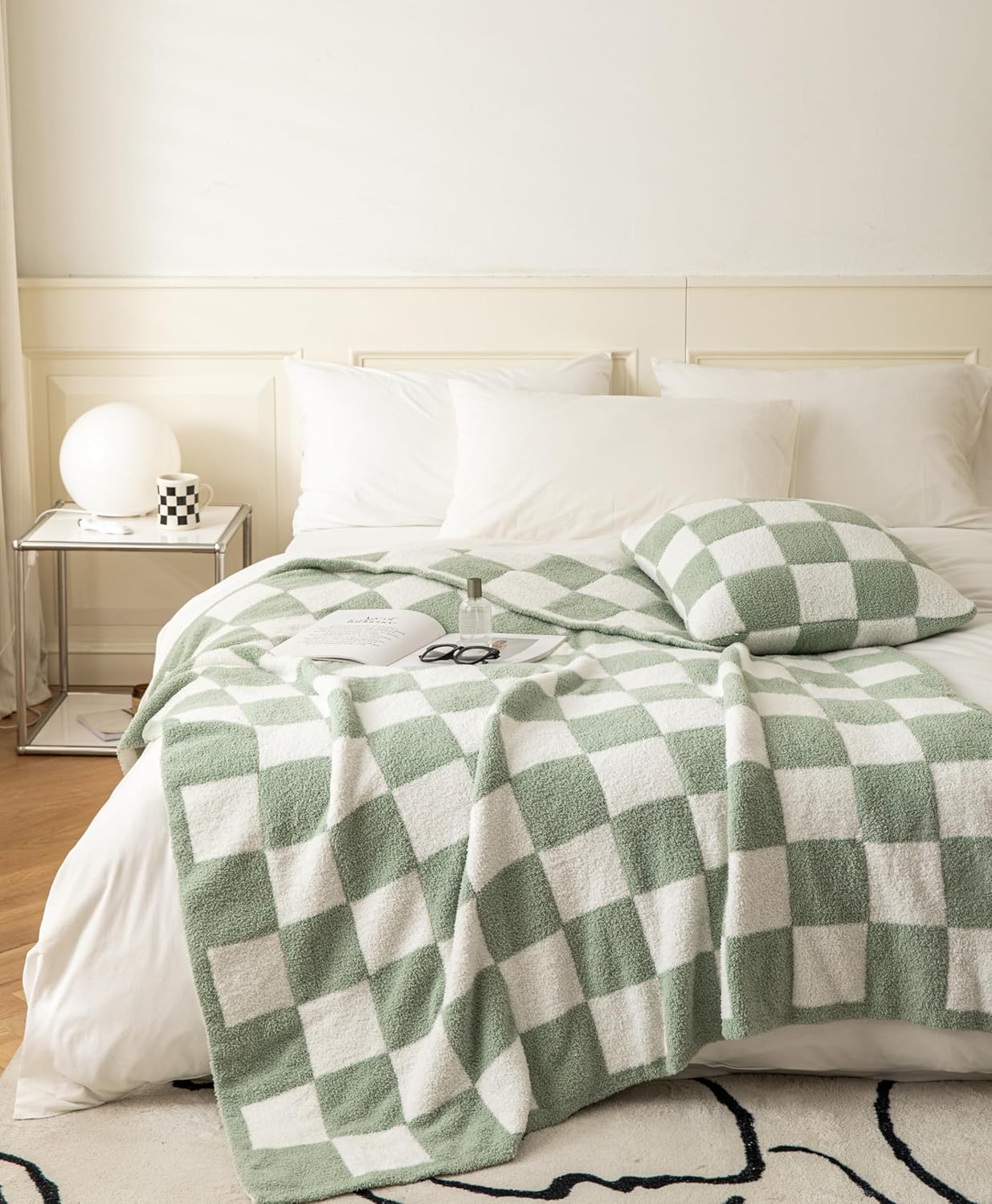 Ultra Soft Cozy Buffalo Checkerboard Grid Fluffy Microfiber Knitted Throw Blanket Lightweight Fleece Checkered Blanket for Sofa Couch Bed Travel Cream 51"X63"