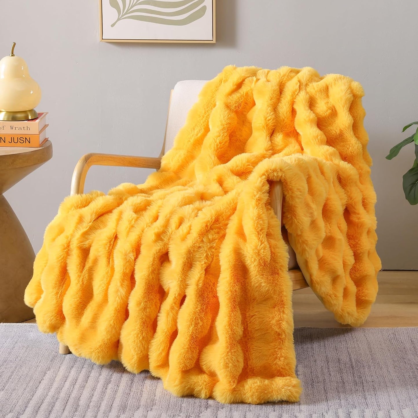 Smoofy Faux Fur Throw Blanket for Couch – Blush Pink Fluffy Cozy Rabbit Fleece, Plush Soft Bubble Blanket for Sofa & Bed, for Mom, Warm Fuzzy Home Room Decor Throw 50" x 60"