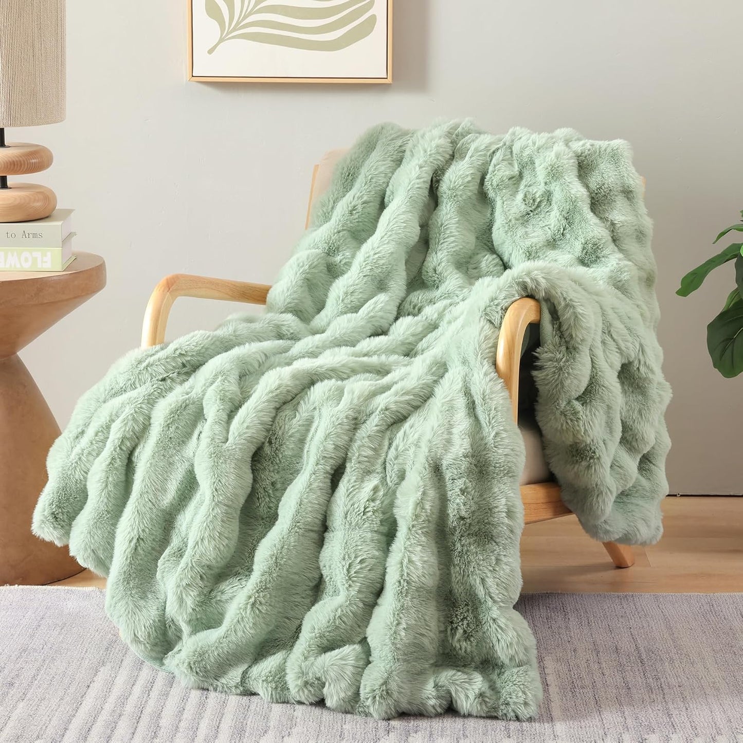 Smoofy Faux Fur Throw Blanket for Couch – Blush Pink Fluffy Cozy Rabbit Fleece, Plush Soft Bubble Blanket for Sofa & Bed, for Mom, Warm Fuzzy Home Room Decor Throw 50" x 60"